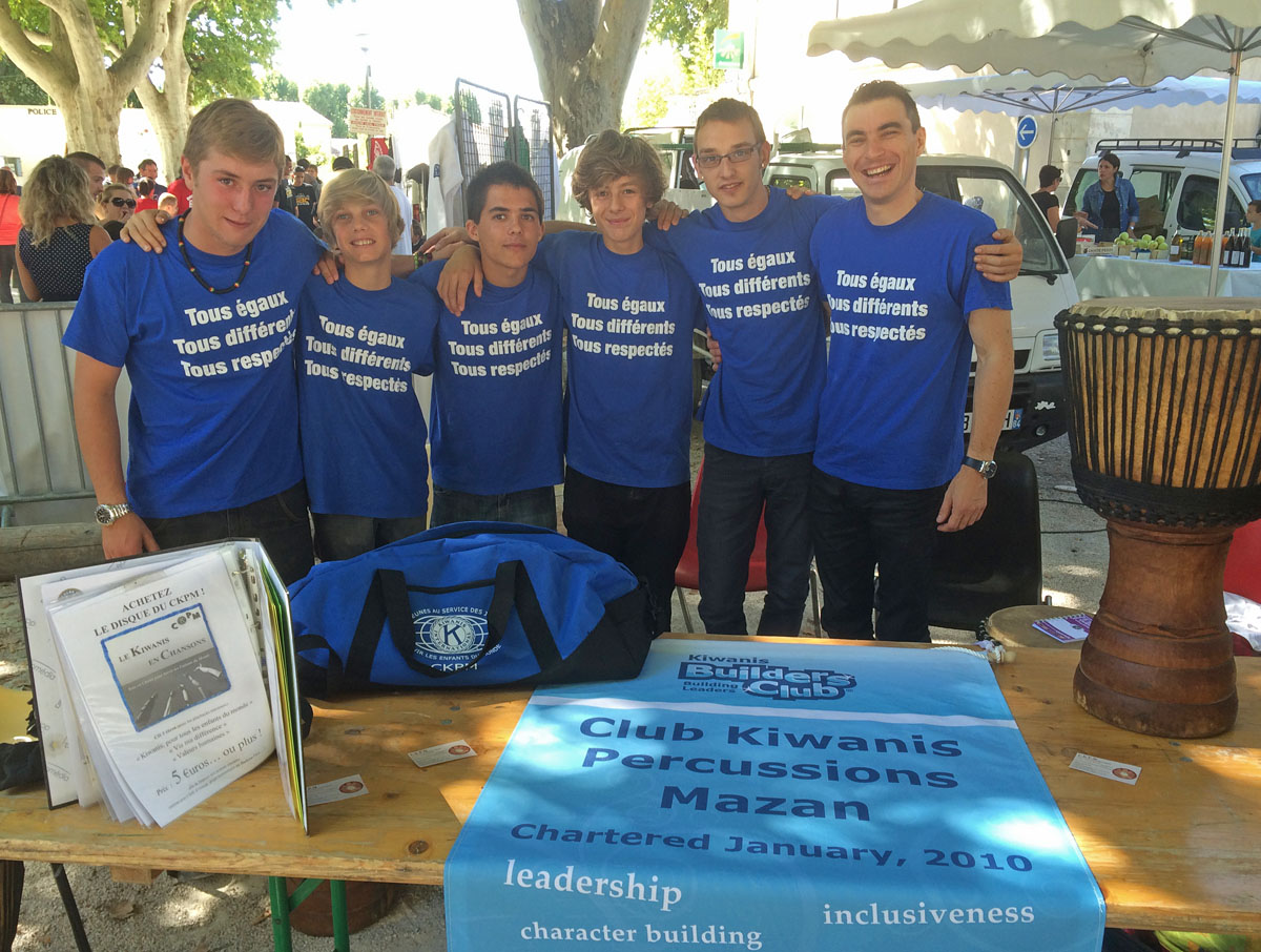 Les jeunes du CKPM lors de la journée des associations à Mazan le samedi 06 septembre 2014.