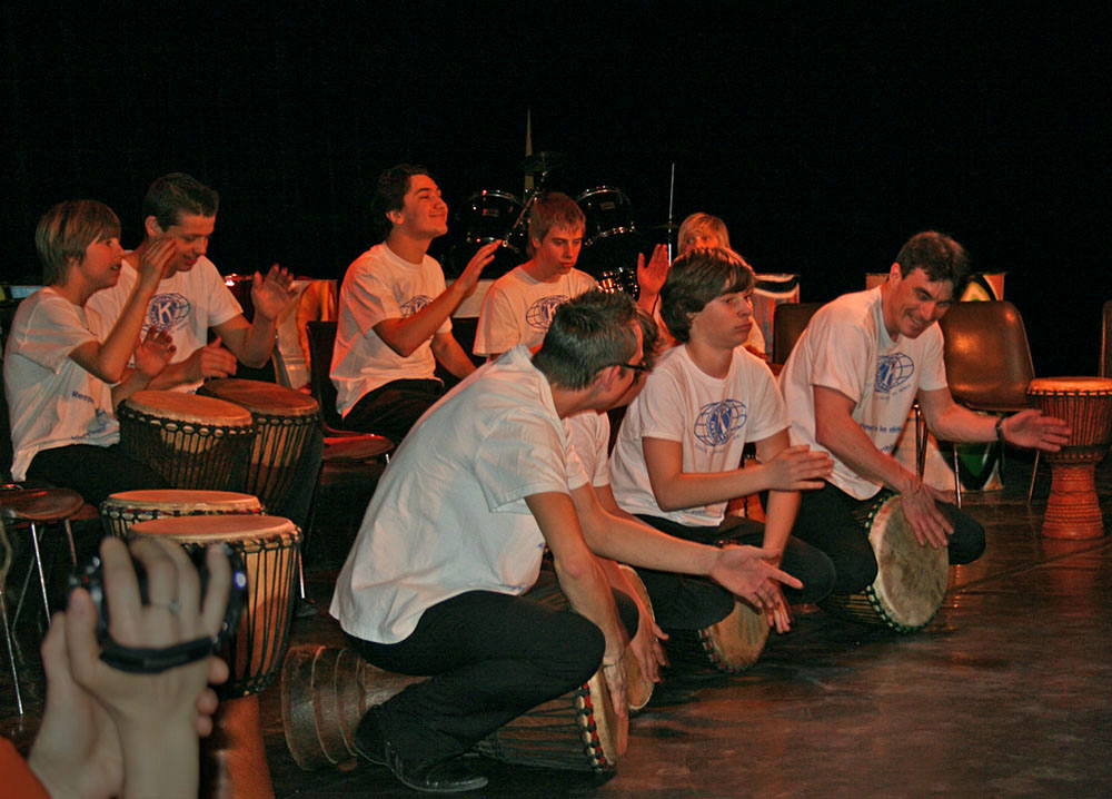 Spectacle à la Maison pour Tous de Champfleury 09 mars 2013